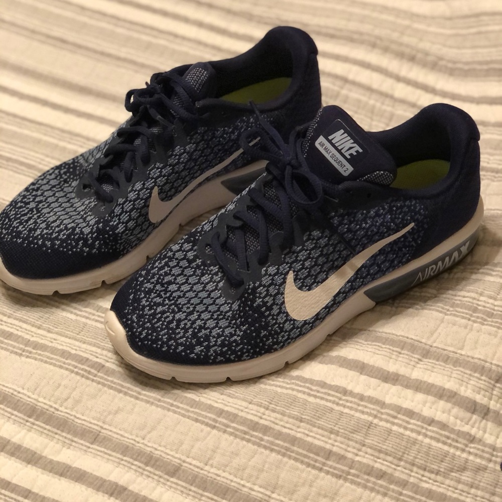 Women’s Nike Air Max Size 10.5